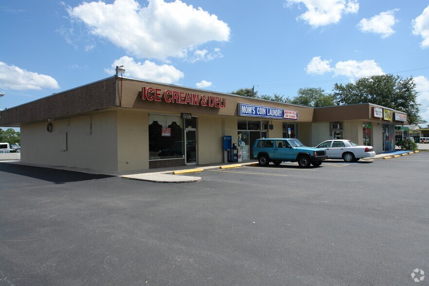 More Photos Of 2781 Bee Ridge Rd, Sarasota Freestanding For Lease