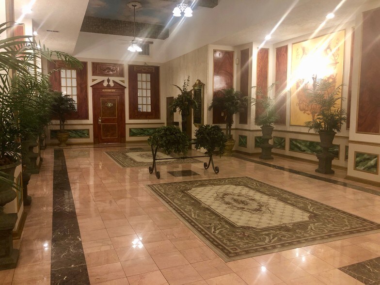 More Photos Of 1108 Olive St, Saint Louis Office For Sale