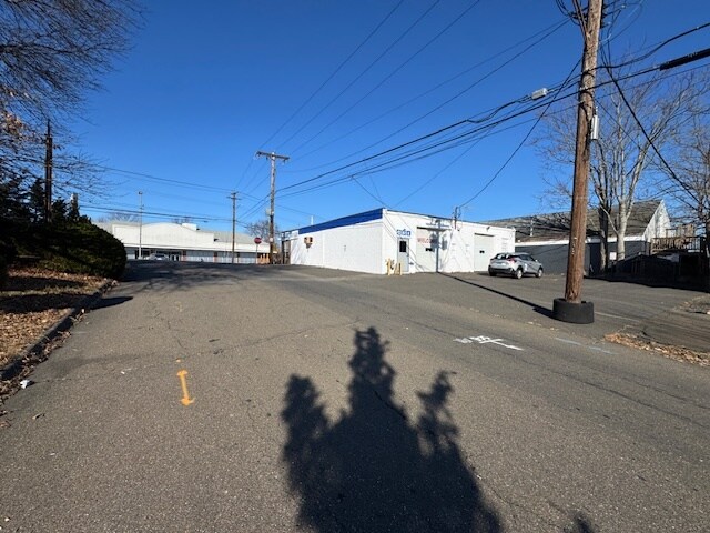 More Photos Of 882-886 Boston Post Rd, West Haven Freestanding For Sale