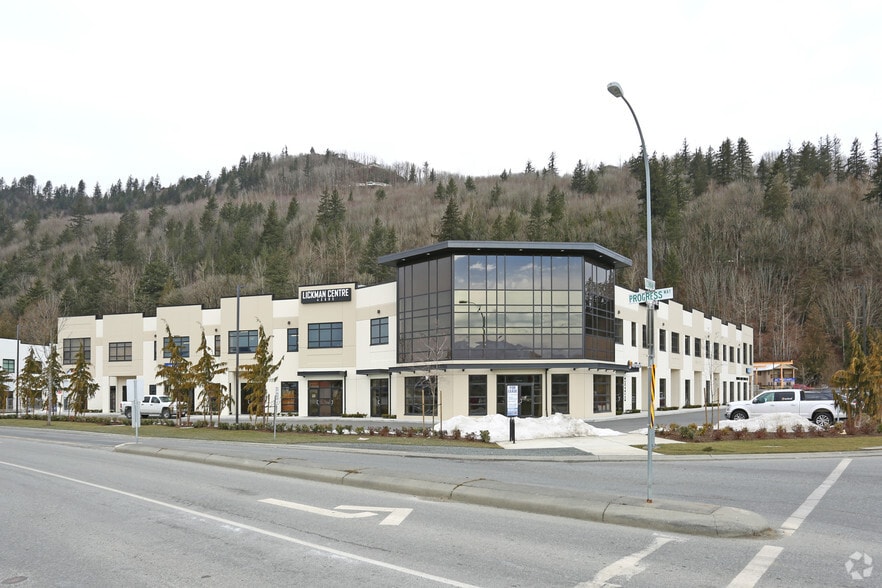 Primary Photo Of 43995 Progress Way, Chilliwack Light Distribution For Lease
