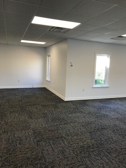 More Photos Of 113 Bulifants Blvd, Williamsburg Medical For Lease