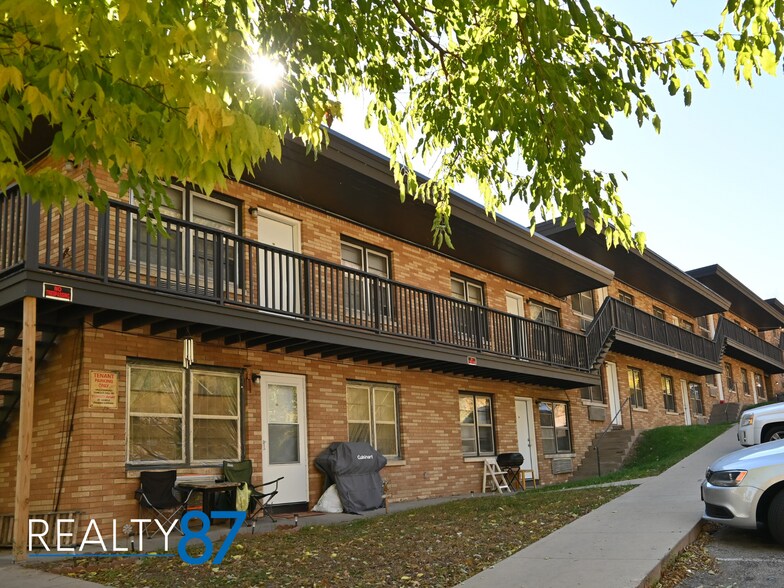 Primary Photo Of 444-488 Angella St, Dubuque Apartments For Sale