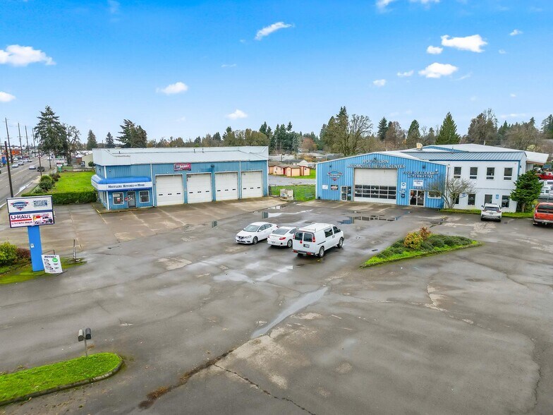 More Photos Of 555 N Pacific Hwy, Woodburn Auto Repair For Sale