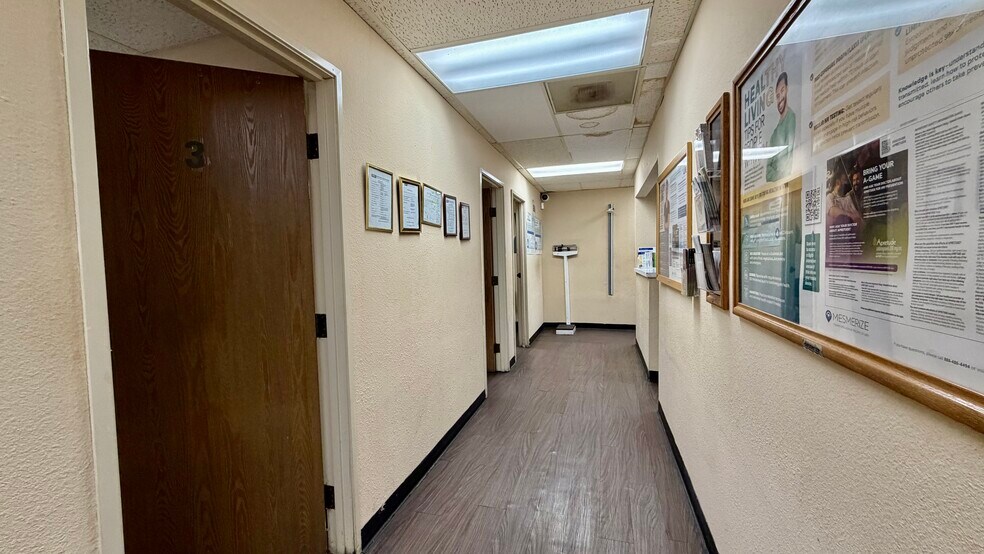 More Photos Of 12610 Glenoaks Blvd, Sylmar Medical For Sale