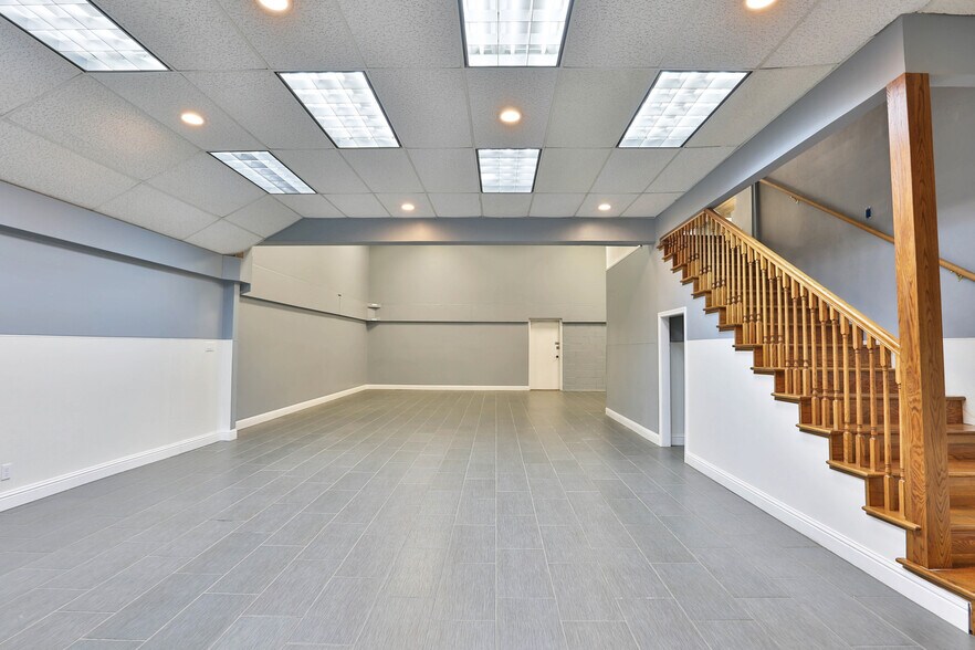 More Photos Of 1206 S Amphlett Blvd, San Mateo Warehouse For Lease