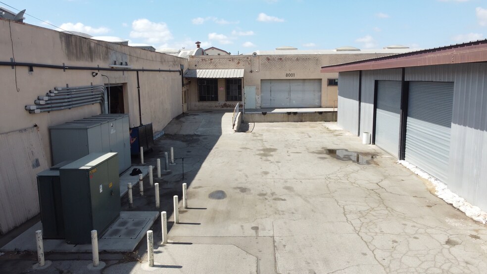 More Photos Of 8001 Beach St, Los Angeles Warehouse For Lease