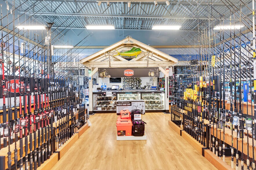 More Photos Of 81984 Overseas Hwy, Islamorada Freestanding For Sale