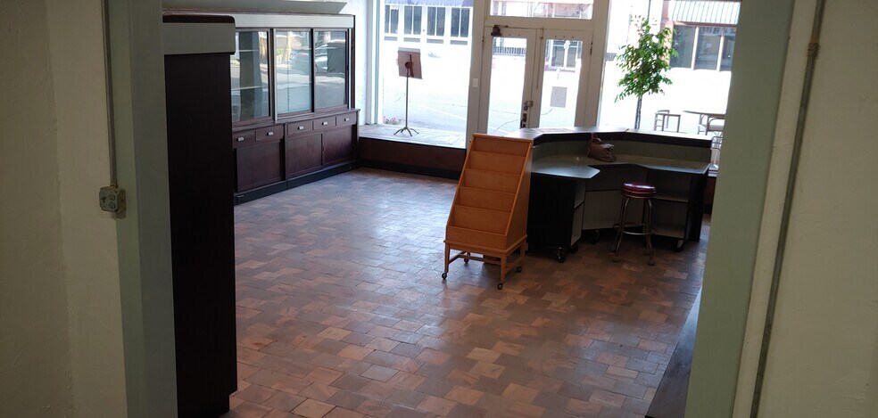 More Photos Of 35 W Main St, Hamlet Storefront For Sale