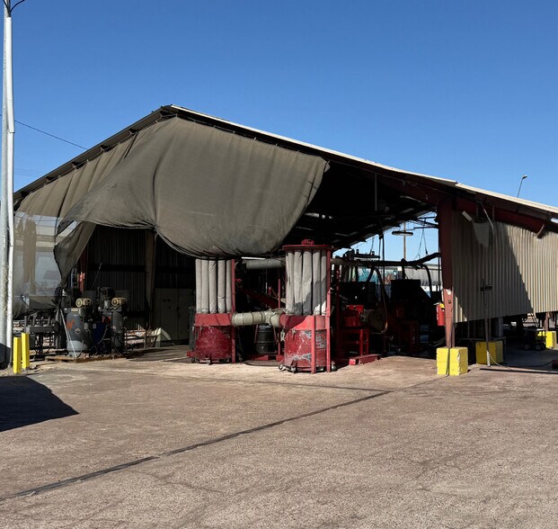 More Photos Of 400 S 15th Ave, Phoenix Recycling Center For Lease