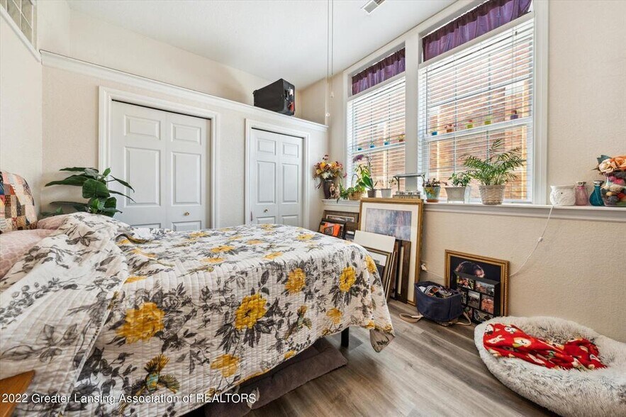 More Photos Of 335 Horatio St, Charlotte Apartments For Sale