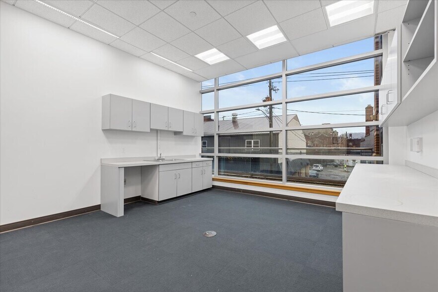 More Photos Of 35 N Jefferson Ave, Canonsburg Coworking Space