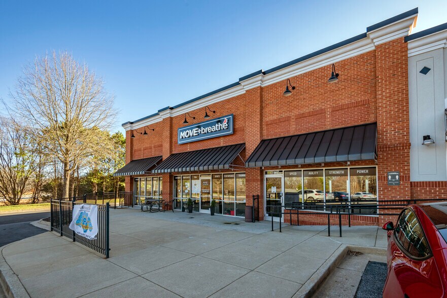 More Photos Of 1595 Peachtree Pky, Cumming Unknown For Lease
