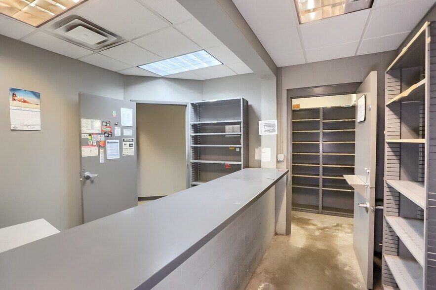 More Photos Of 3 Superior Way, Uniontown Auto Dealership For Sale