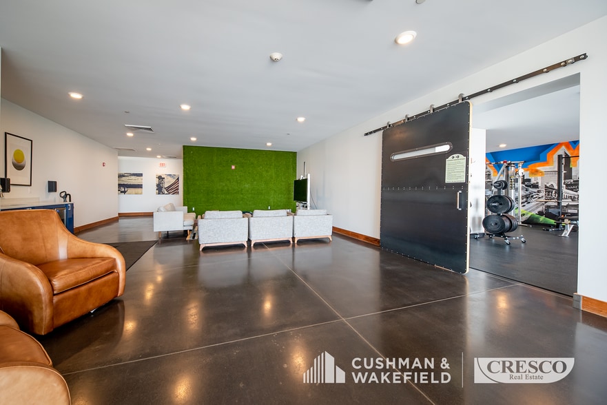 More Photos Of 3219 Detroit Ave, Cleveland Apartments For Sale
