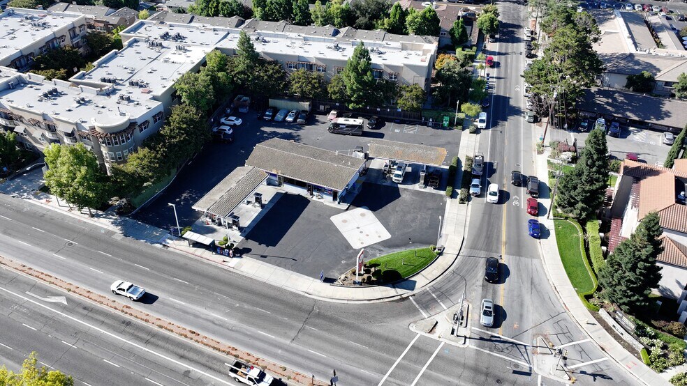 More Photos Of 4350 El Camino Real, Los Altos Service Station For Sale