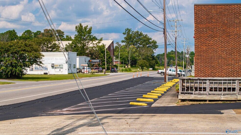 More Photos Of 2807 Gault Ave N, Fort Payne Warehouse For Lease