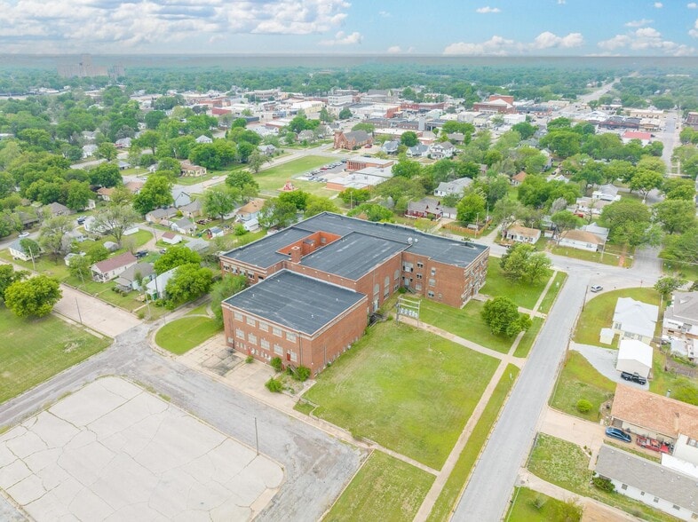 More Photos Of 311 N A St, Wellington Schools For Sale