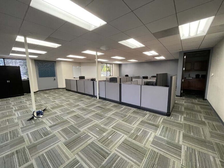 More Photos Of 710 Lakeway Dr, Sunnyvale Office For Lease