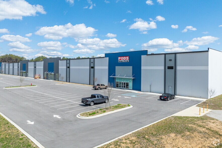 More Photos Of 4885 Claude Ramsey Pky, Chattanooga Manufacturing For Lease