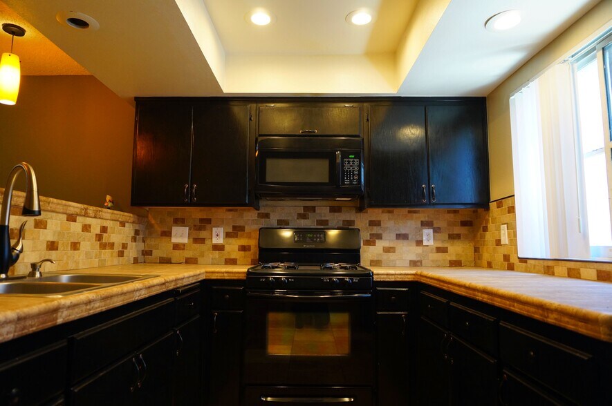 More Photos Of 2649 Marengo St, Los Angeles Apartments For Sale