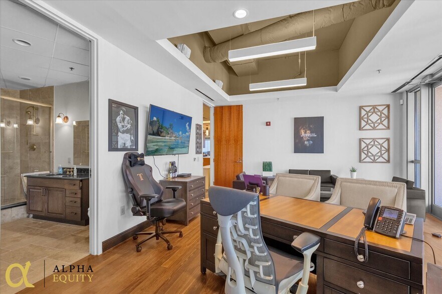 More Photos Of 189 S Orange Ave, Orlando Office Residential For Sale