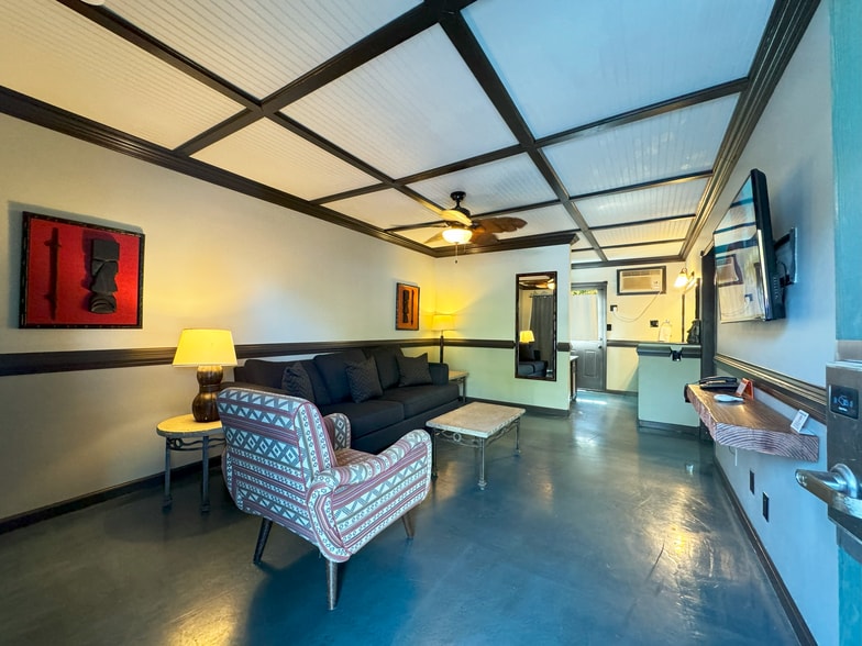 More Photos Of 411 E Palm Canyon Dr, Palm Springs Hotel For Sale