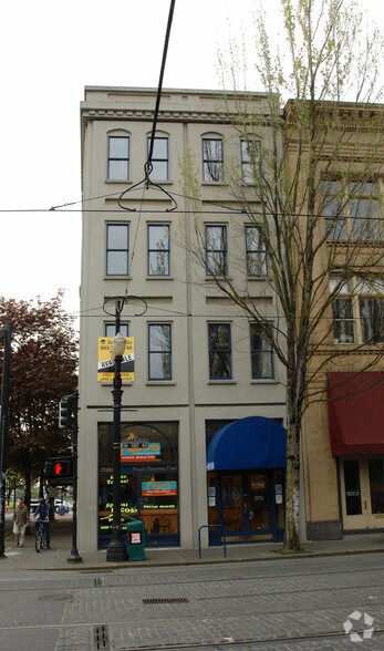 More Photos Of 50 SW Pine St, Portland Office For Lease