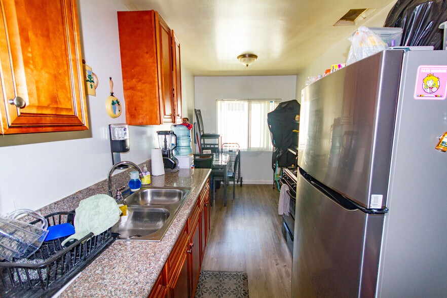 More Photos Of 208 S Normandie Ave, Los Angeles Apartments For Sale
