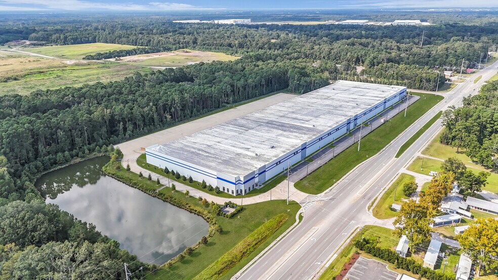 More Photos Of 1315 Dean Forest Rd, Savannah Unknown For Lease