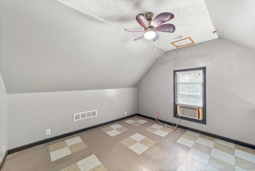 More Photos Of 3334 W 82nd St, Cleveland Apartments For Sale