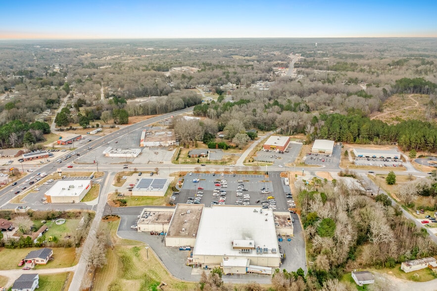 More Photos Of 1730 Airport Rd, Lancaster Unknown For Lease