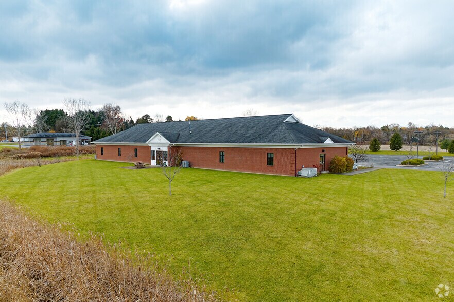 More Photos Of 7285 Gale Rd, Lima Medical For Lease