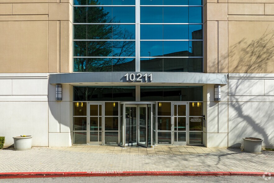 More Photos Of 10211 Wincopin Cir, Columbia Office For Lease