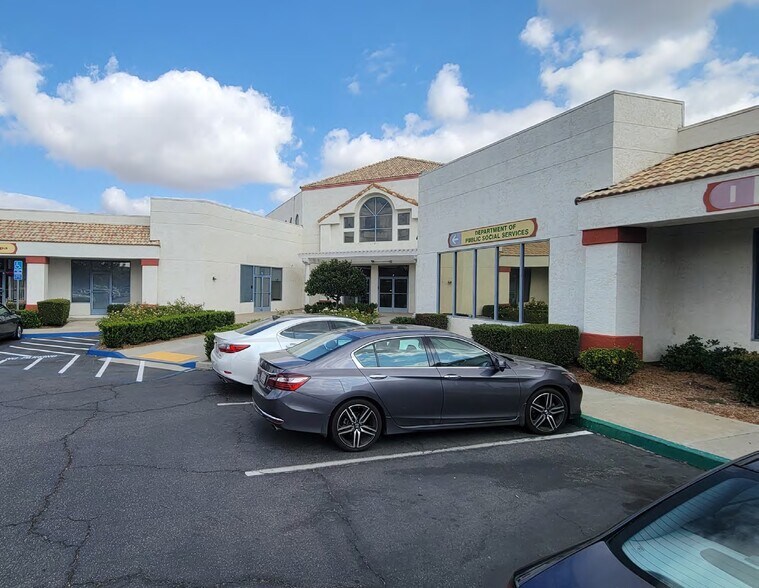 More Photos Of 27464 Commerce Center Dr, Temecula General Retail For Lease