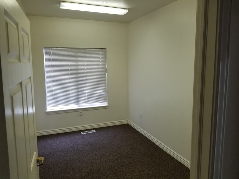 More Photos Of 893 24th St, Ogden Office For Lease