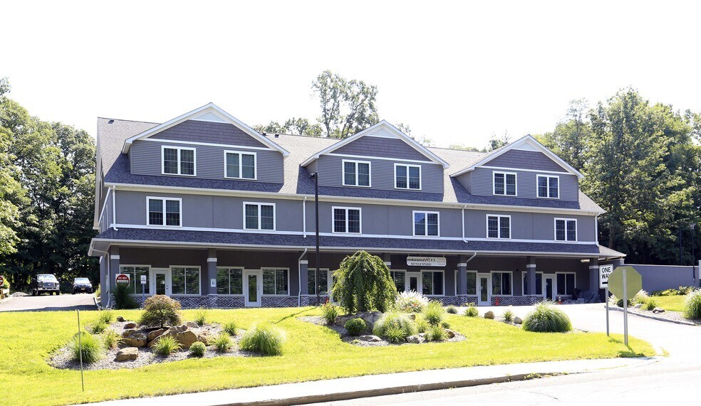 More Photos Of 2081-2083 Albany Post Rd, Montrose Apartments For Lease