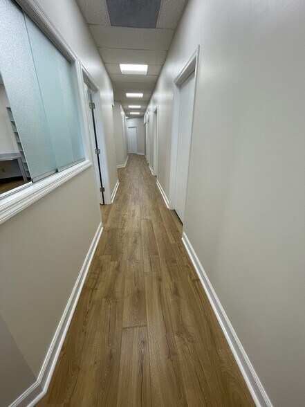 More Photos Of 6575 Stage Rd, Bartlett Office For Lease