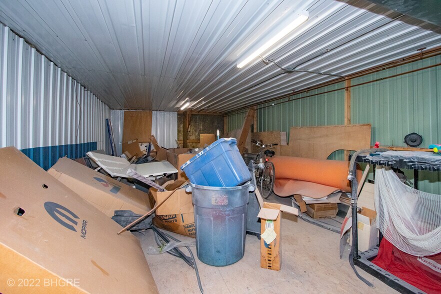 More Photos Of 2326 N Main St, Osceola Auto Repair For Sale