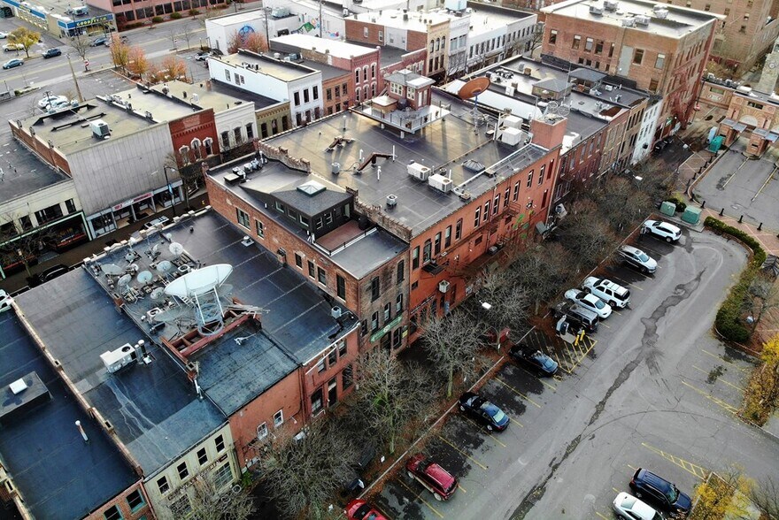 More Photos Of 29 E Market St, Corning Office Residential For Lease