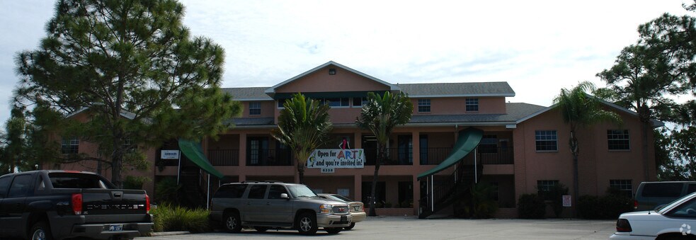 More Photos Of 6338 Presidential Ct, Fort Myers Office For Sale