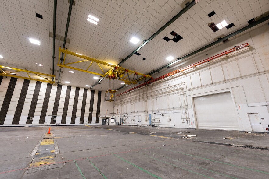 More Photos Of 2301 Monarch St, Alameda Warehouse For Lease