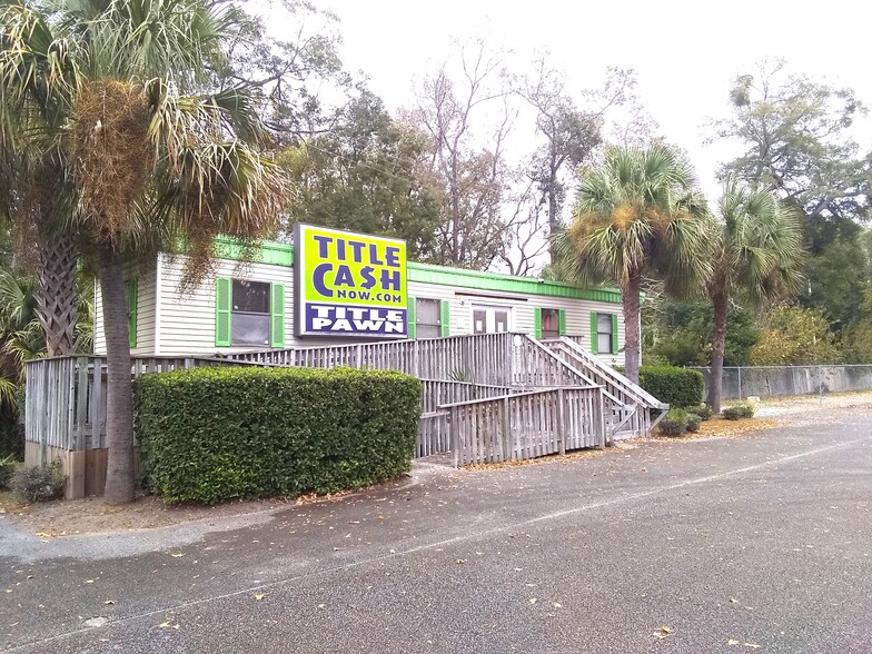 Primary Photo Of 3875 Wallin St, Savannah General Retail For Sale