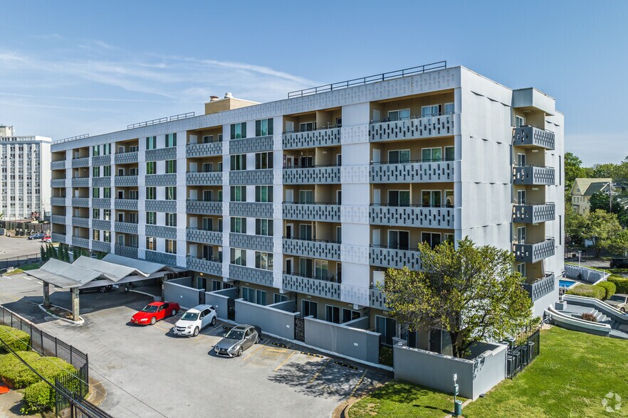 More Photos Of 775 Melrose St, Memphis Apartments For Sale