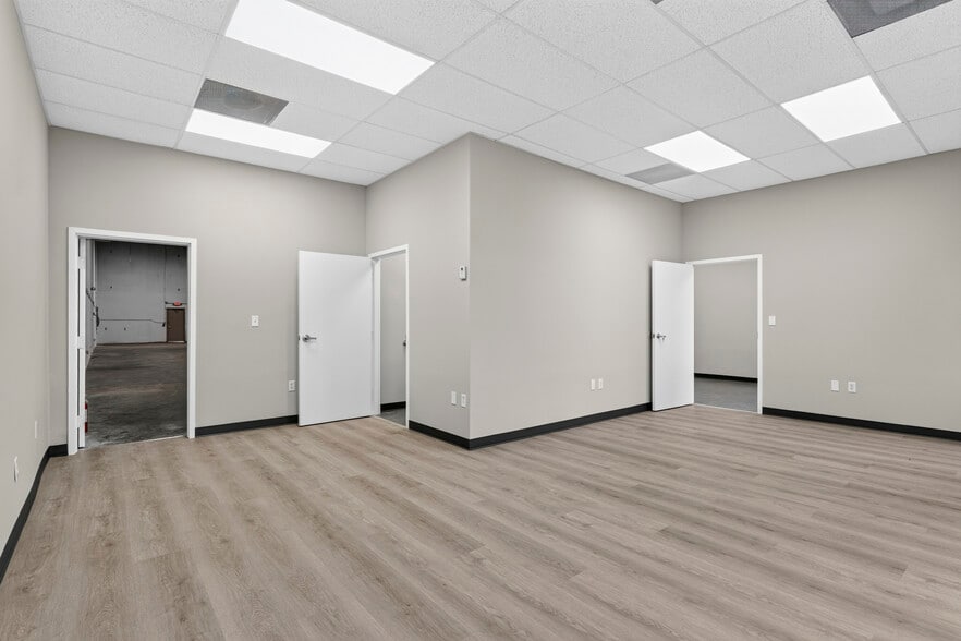 More Photos Of 3402 SW 26th Ter, Fort Lauderdale Warehouse For Lease