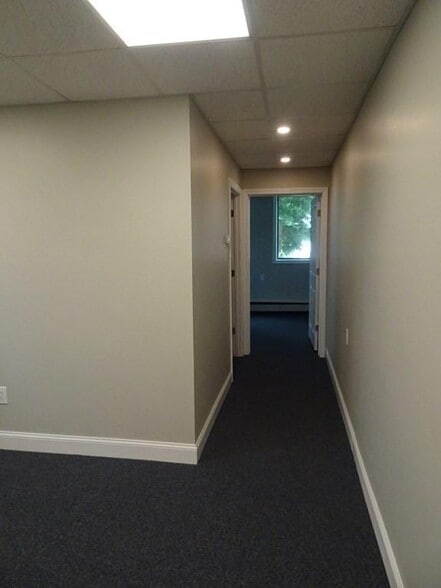 More Photos Of 701 Washington St, Newtonville Medical For Lease