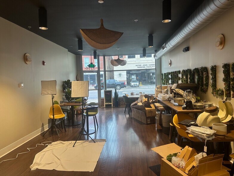 More Photos Of 1216 Taylor St, Columbia Storefront Retail Office For Lease