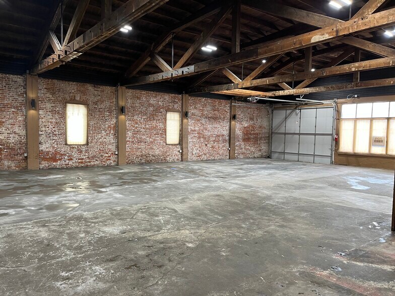 More Photos Of 1517 E Sprague Ave, Spokane Storefront Retail Office For Lease