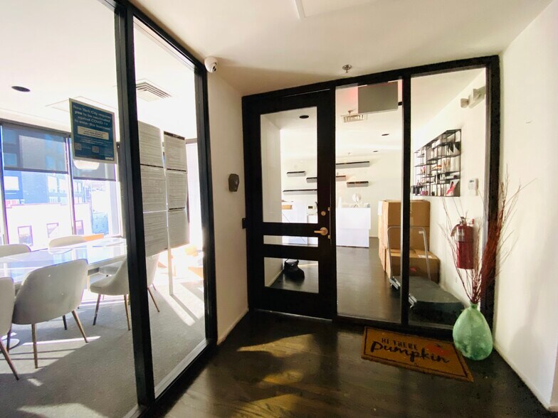 More Photos Of 1143 47th Ave, Long Island City Medical For Lease