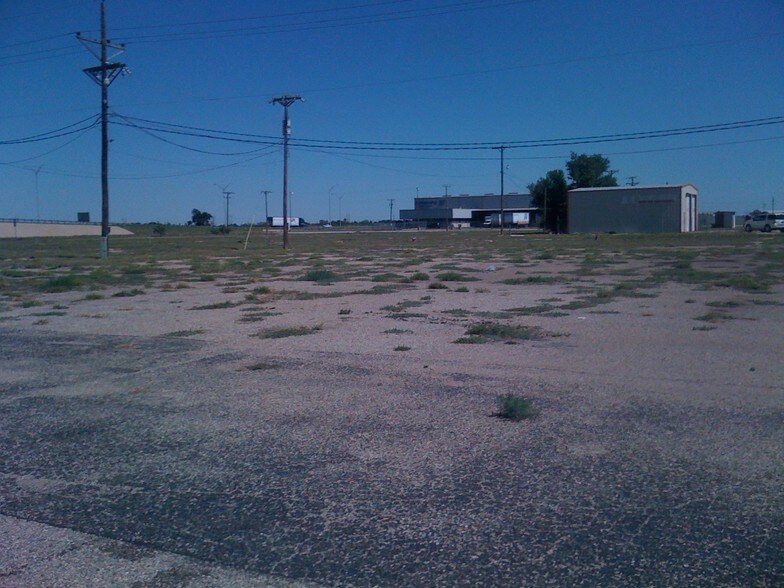 More Photos Of 2000 N University Ave, Lubbock Land For Lease