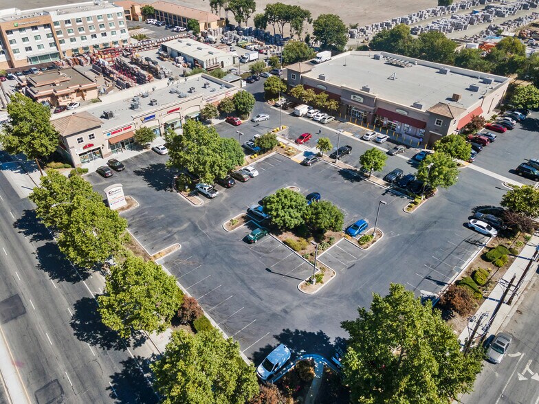 More Photos Of 2668 Monterey Hwy, San Jose General Retail For Lease